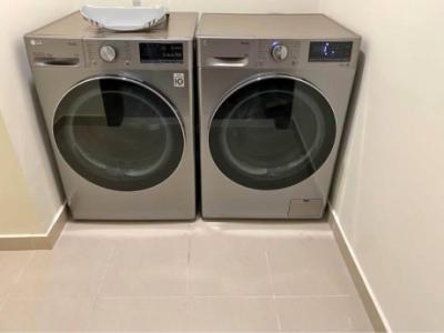 Lg thin Q washer 10kg dryer 9kg separate full set for sale