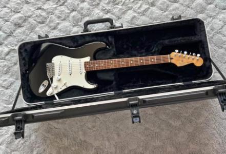 Fender 90s Standard Stratocaster