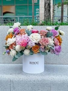 AED 100, Get Fast & Reliable Flower Delivery In Dubai, UAE