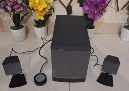 BOOSE Woofer , 2 Boss Speakers , Cable & 1 Controller