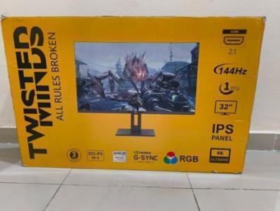 Twisted Minds 32inch, 4K