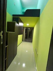 Masterbed and Partitions available