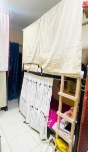 Available 2 Bed space