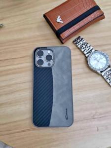 15 promax Natural Titanium 256 gb