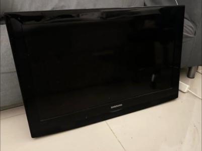 Samsung 32” TV