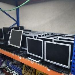 hp 19-inch LCD Monitors available