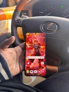 S22 plus 8/128gb tra uae version