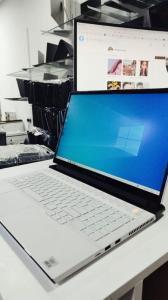 dell alienware m17 R3 core i