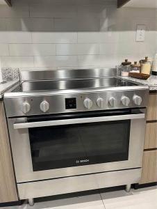 BOSCH ELECTRIC CERAMIC COOKER