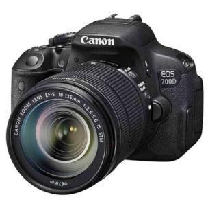 Canon EOS 700D Kit with 18-135mm Lens