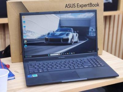 ASUS Expert Book