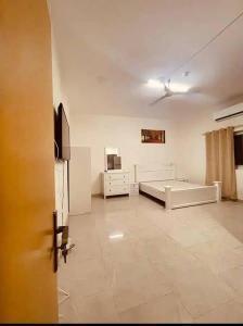 big studio apartment