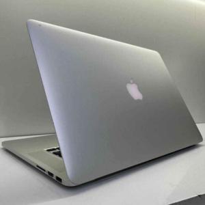 Macbook Pro 15.4 inch